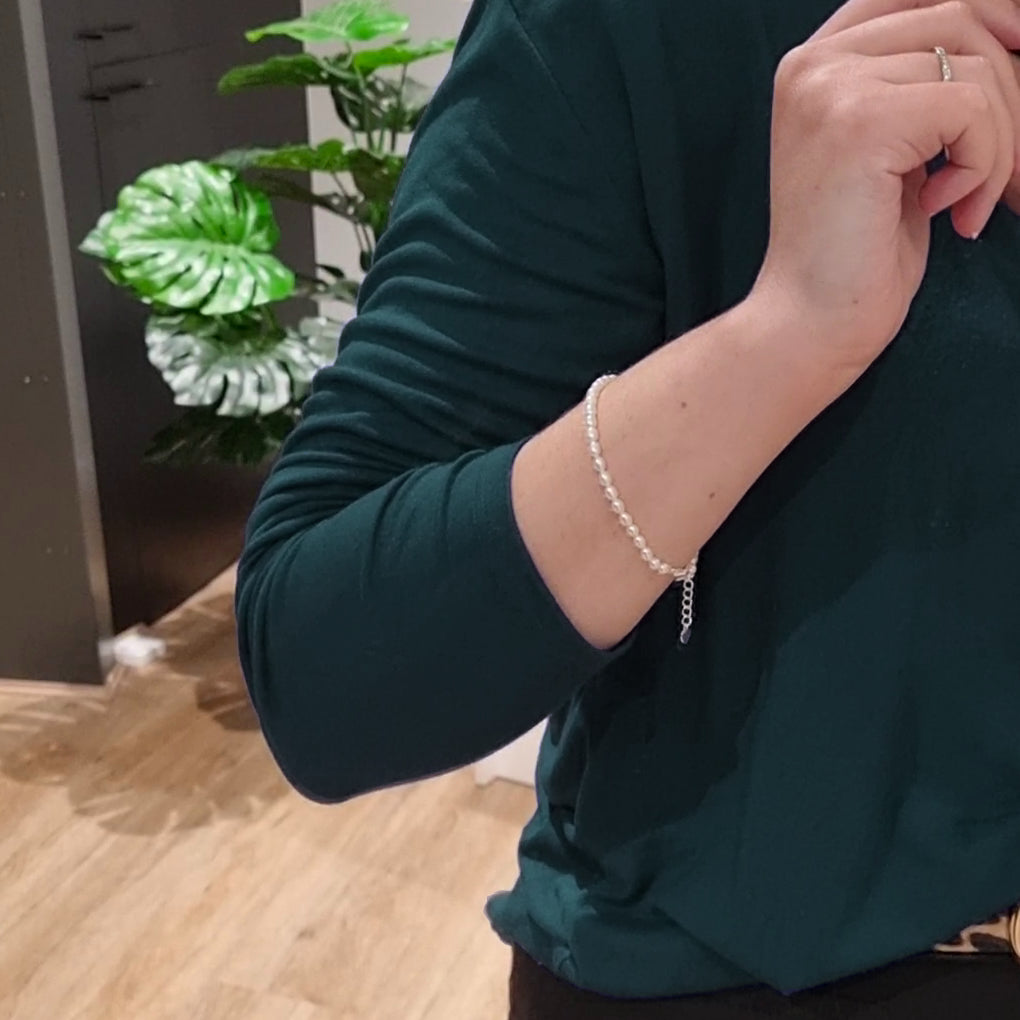 Freshwater pearl strand bracelet