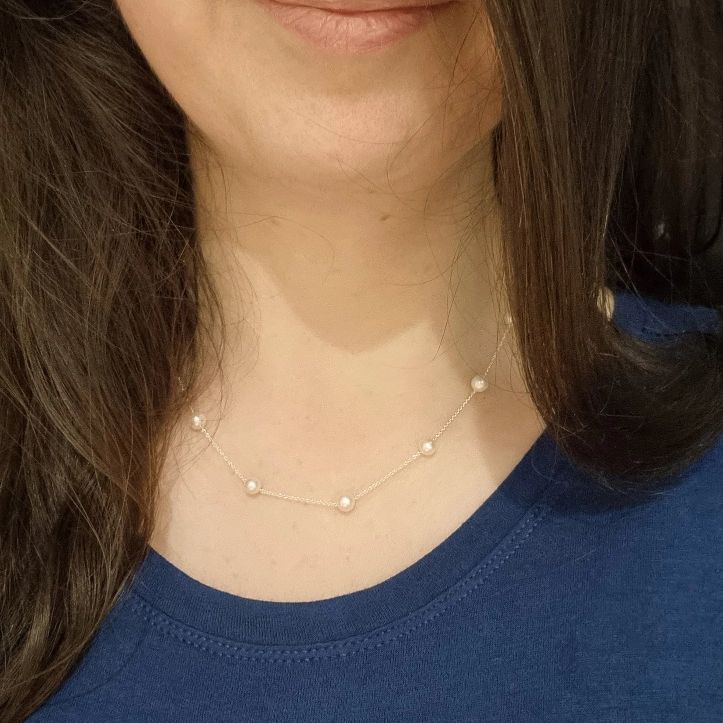 Silver freshwater pearl station necklace